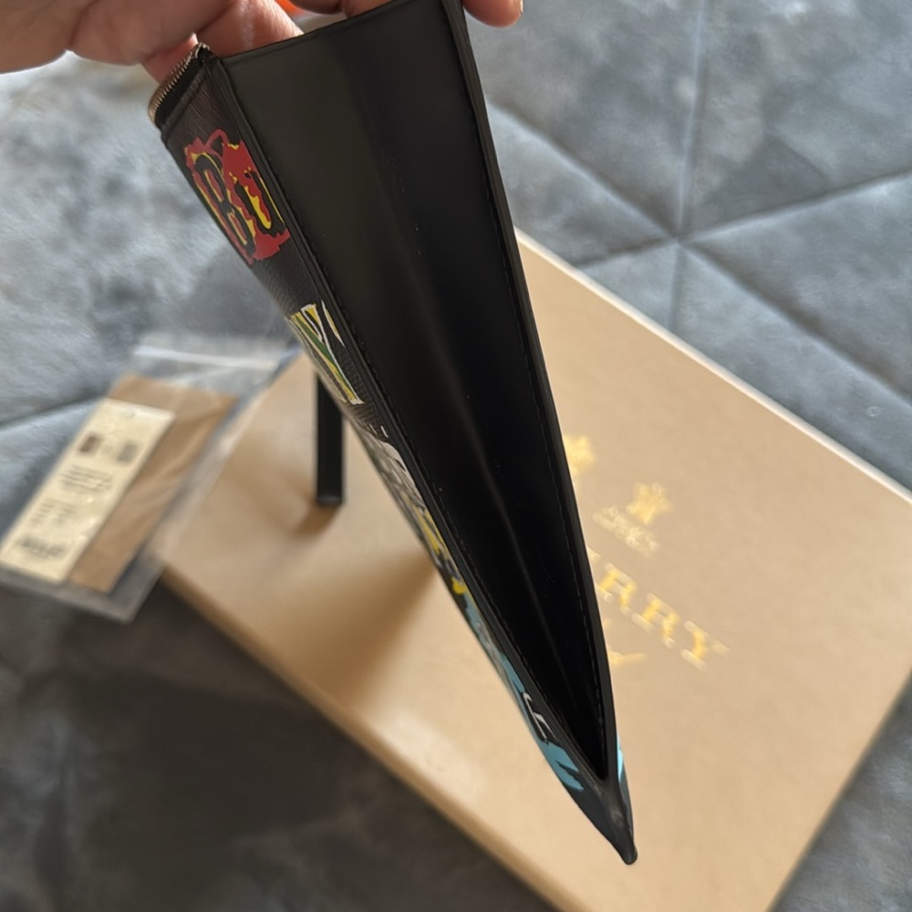 NWT Burberry clutch 11.5” x 8” - Picture 8 of 8